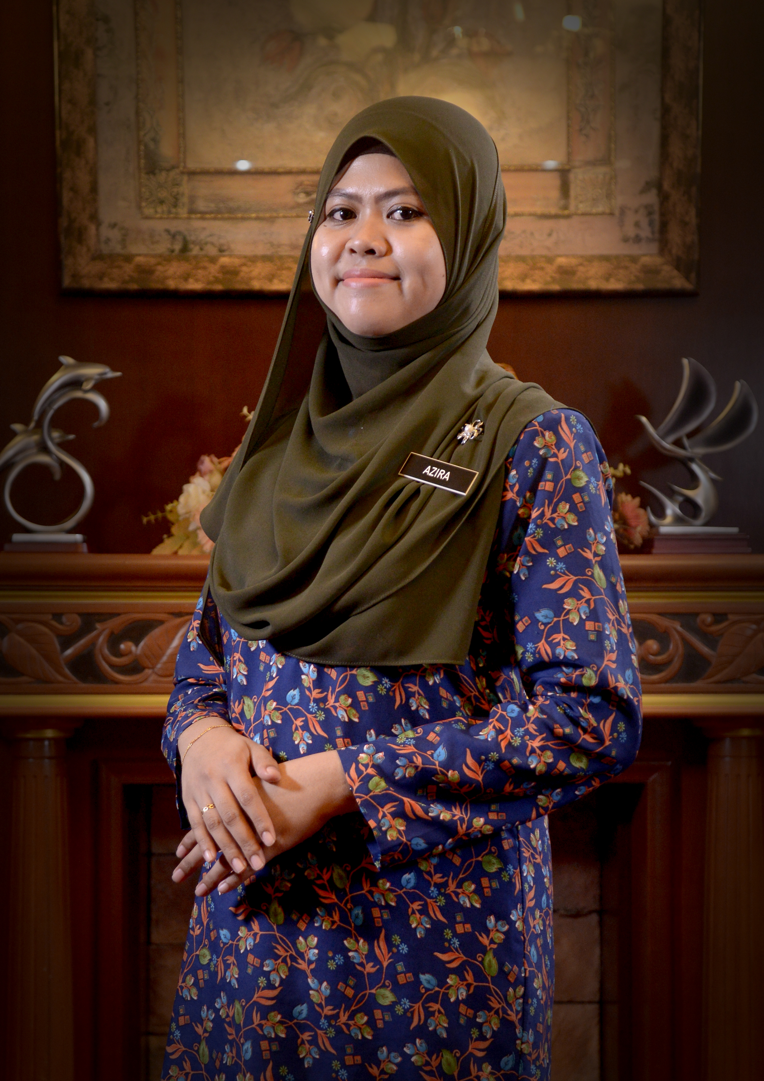 Pn. Azira binti Asrin