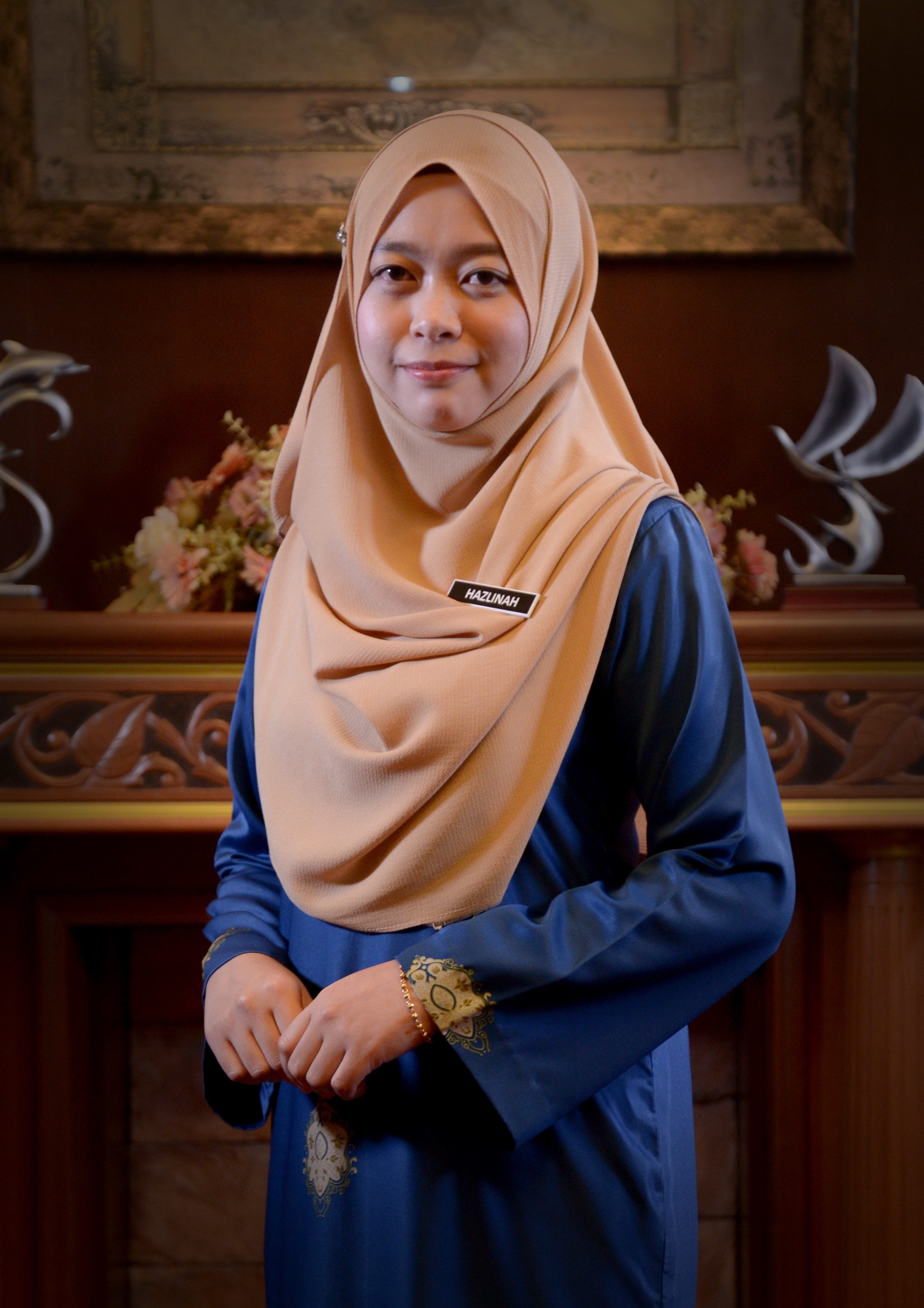 Pn. Hazlinah binti Bakrin