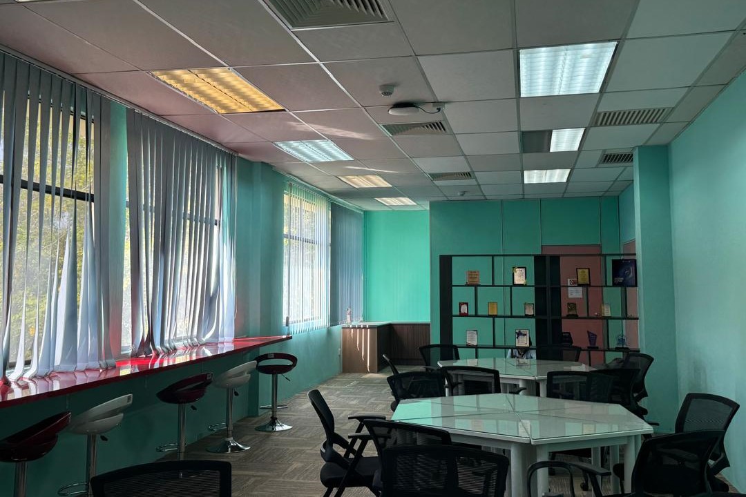 06 Students Co-working Space