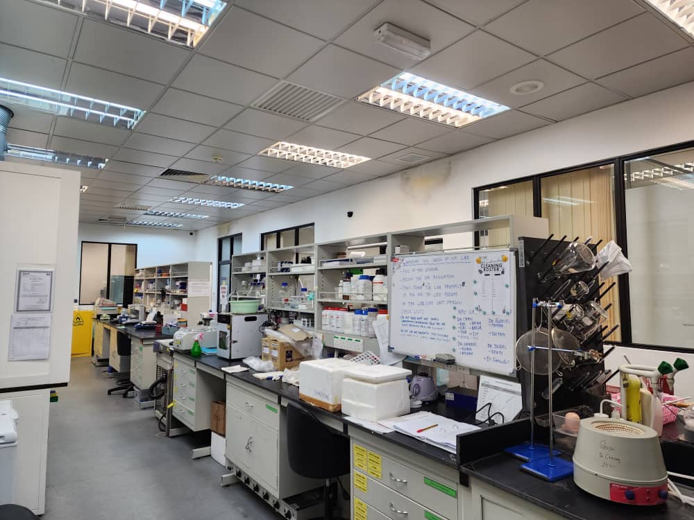 Natural Product Lab Image