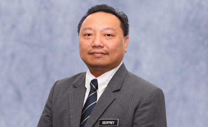 Prof. Madya Dr. Geoffrey Harvey Tanakinjal