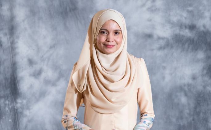 Puan Stella @ Nurul Martini Gontol