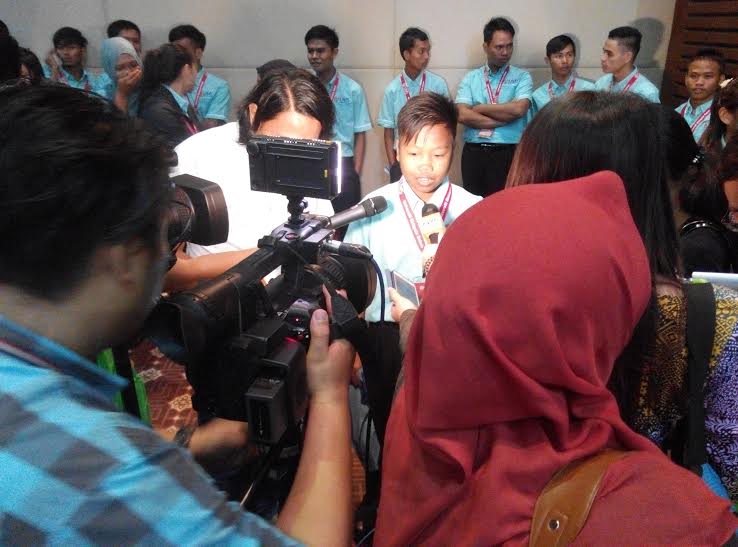 Clinson pelajar talesmia MOD